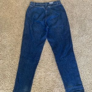 The cutest jeans ever! But when i got them they sadly didn’t fit:(